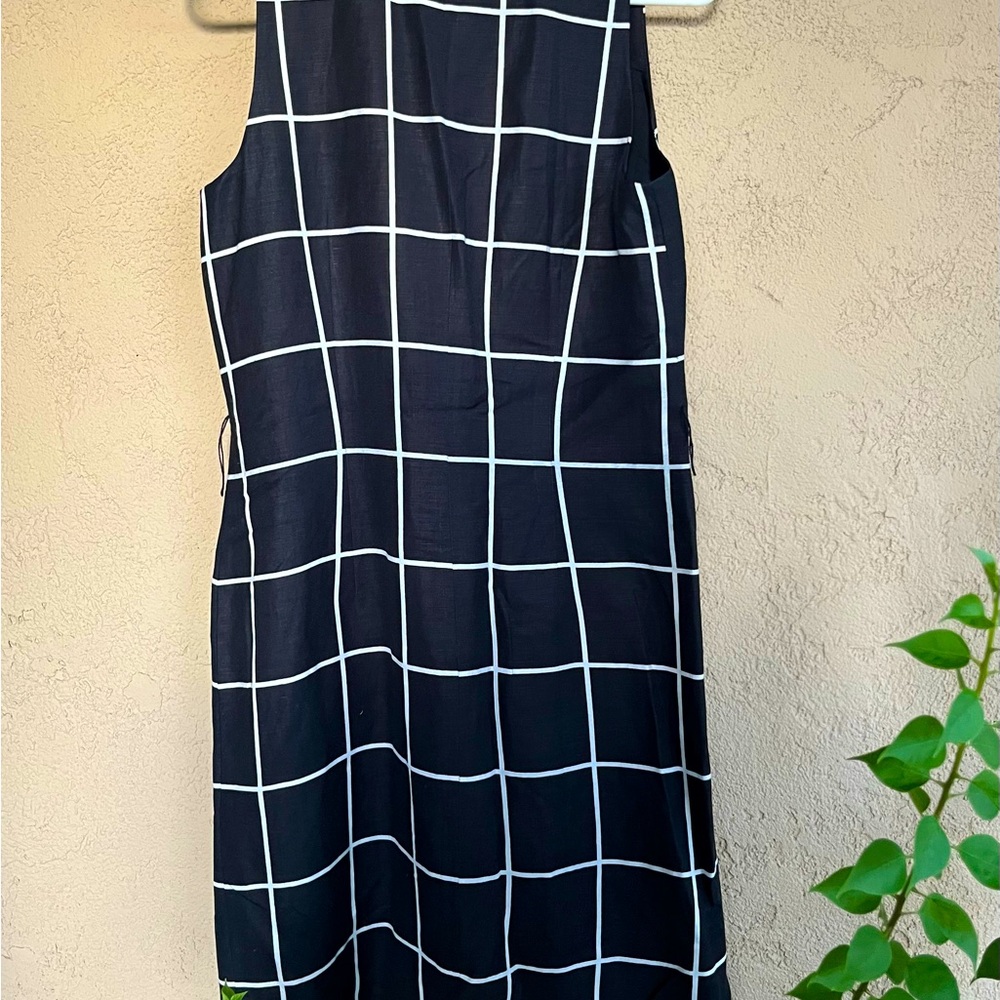 ๐ท2/$10 Vintage Talbots Navy and White Grid Dress - Picture 2 of 4